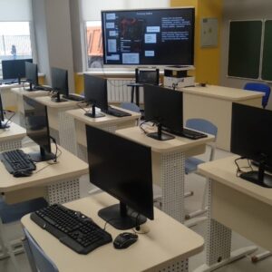 Стол компьютерный ученический 600х500х740