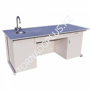 ШS 0305. Стол демонстрационный ( с подводом электричества и воды) 1800*750*900